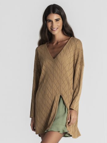 Túnica com abertura na frente