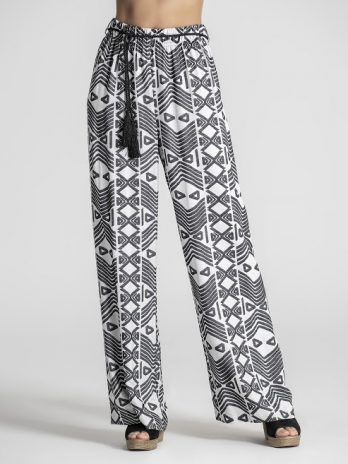 Calça com padrão étnico