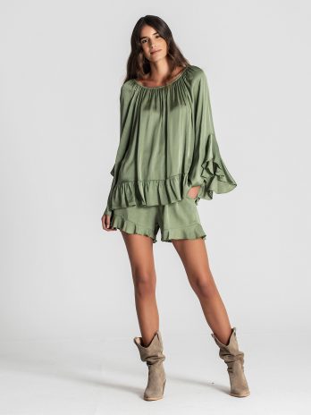 Calções com cintura elástica e folho