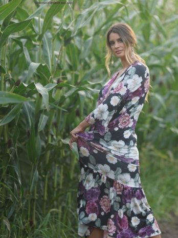 Vestido longo com abertura na frente