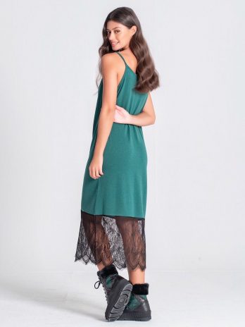 Vestido com renda alças