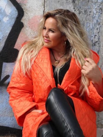 Casaco acolchoado com capuz