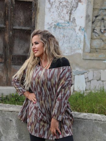 Camisola estampada assimétrica