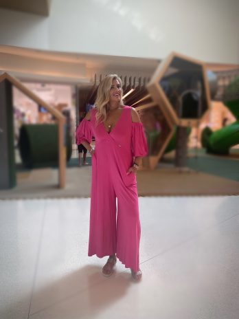 Jumpsuit com Ombros Descobertos