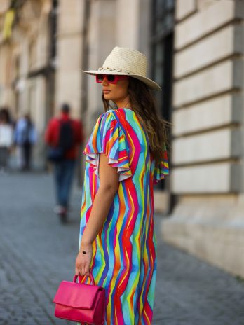 Macacão Manga Curta Estampado