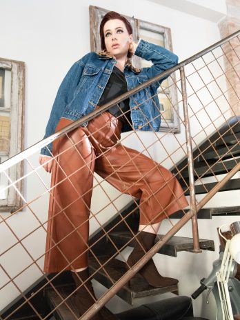 Calça Pantacourt Ecopele