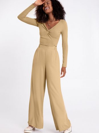 Blusa Cropped Canelada C/ Nó Decote