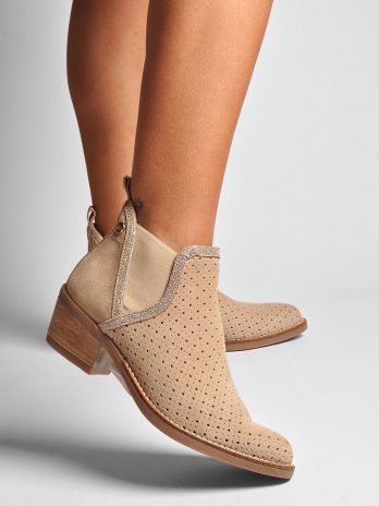 Botim Camurça Perfurado C/ Lurex