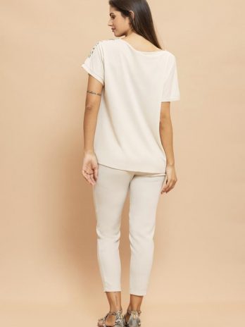 T-Shirt Estampada / Lisa C/ Laçada