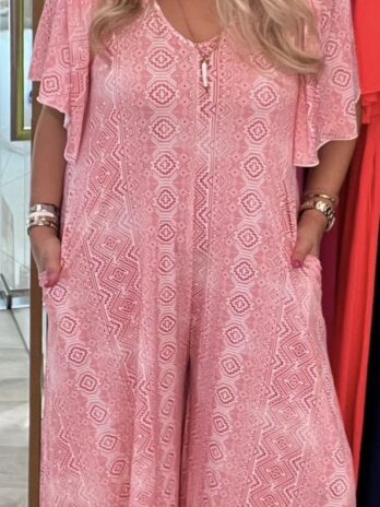 Macacão Exclusivo Manga Curta