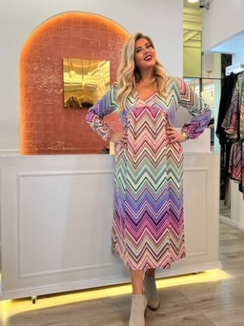 Vestido Exclusivo Corte Peito Elástico Punho