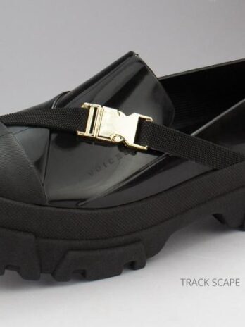 Sapato C/ Fivela Dourada