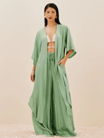 Kimono Cascata Liso Assimétrico