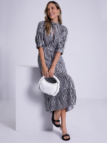 Vestido C/ Lágrima Decote