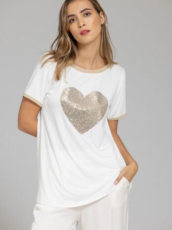 T-Shirt Coração Lantejoulas