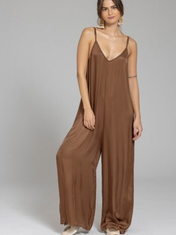 Macacão Solto Cetim C/ Alças Ajustáveis