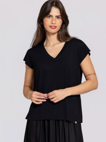 T-Shirt Básica Decote V