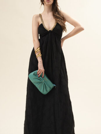 Vestido Longo Bordado C/ Tachas Decote