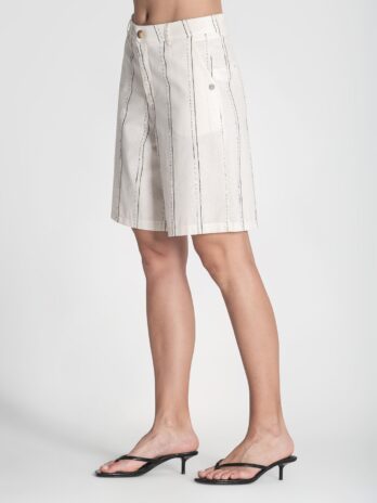 Calções Riscas C/ Botão