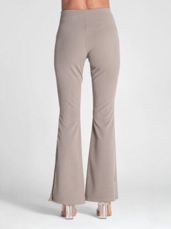 Calças Boca Sino Justas