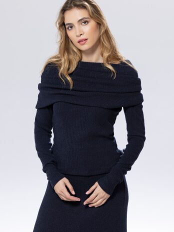 Malha Canelada Gola Grande