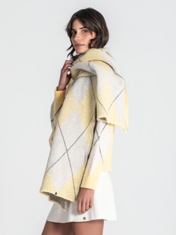 Cachecol C/ Estampa Jacquard