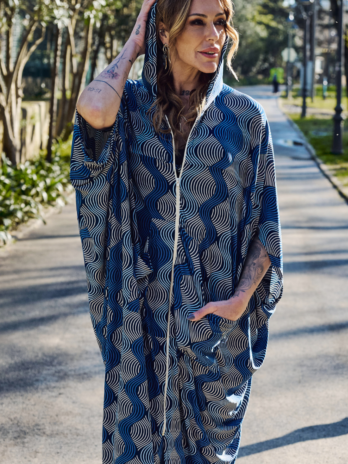 Kimono Licra Fria Capuz / Fecho