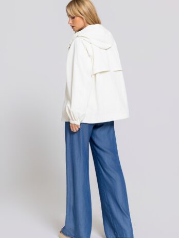 Casaco Impermeável C/ Capuz