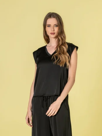 Blusa Decote V Acetinada