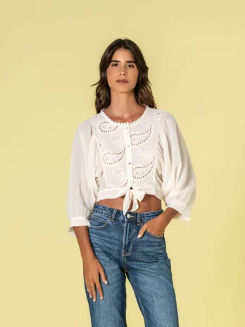 Blusa Bordado Inglês C/ Botões