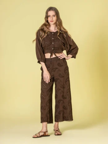 Calças Bordado Inglês