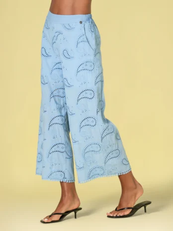 Calças Bordado Inglês