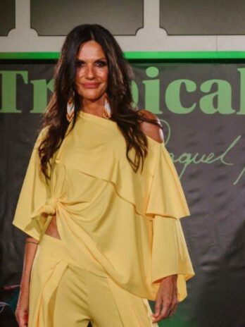 Blusa Assimétrica Licra Fria
