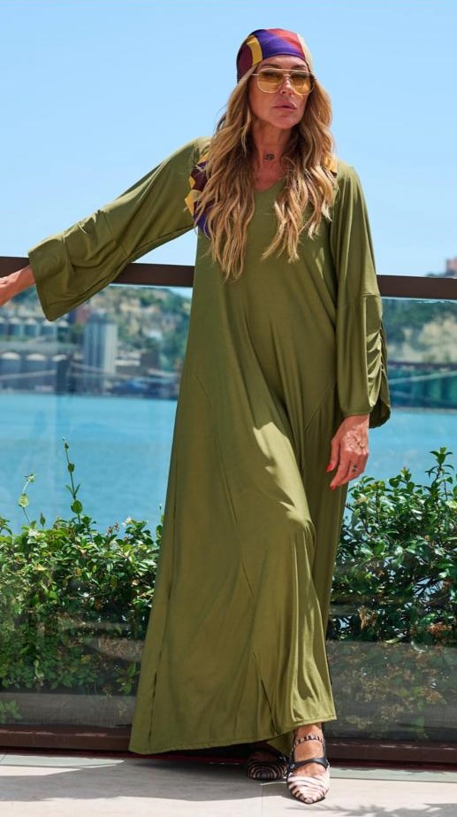 Vestido Licra Fria C/ Franzido Mangas